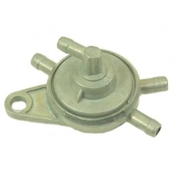 Benzincsap GY6 3+1 csöves