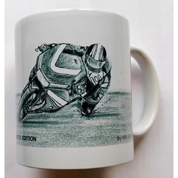 Bögre Egyedi Motort döntő