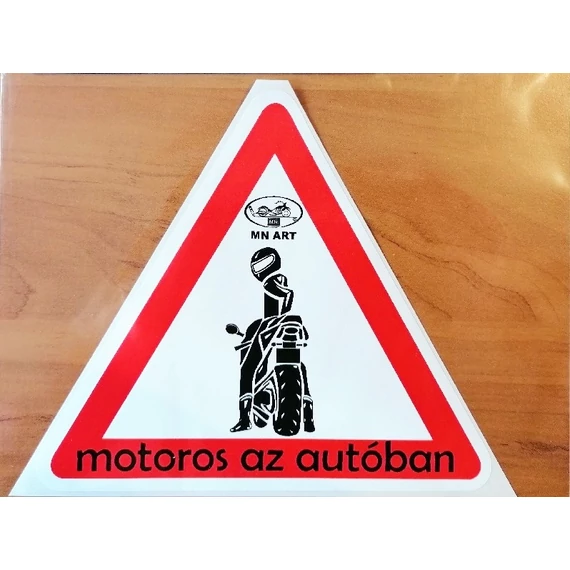 Matrica háromszög Motoros az autóban